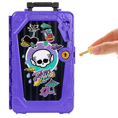 Monster High Skulltimate Secrets Gore-Geous Oasis Playset, Jinafire Long Doll And Accessories