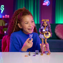 Monster High Muñeca Look Monstruoso Clawdeen