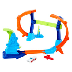 Hot Wheels Stunt Tracks Corkscrew Jump Champion Track Set & 1:64 Scale Toy Car, Speed Snap Track