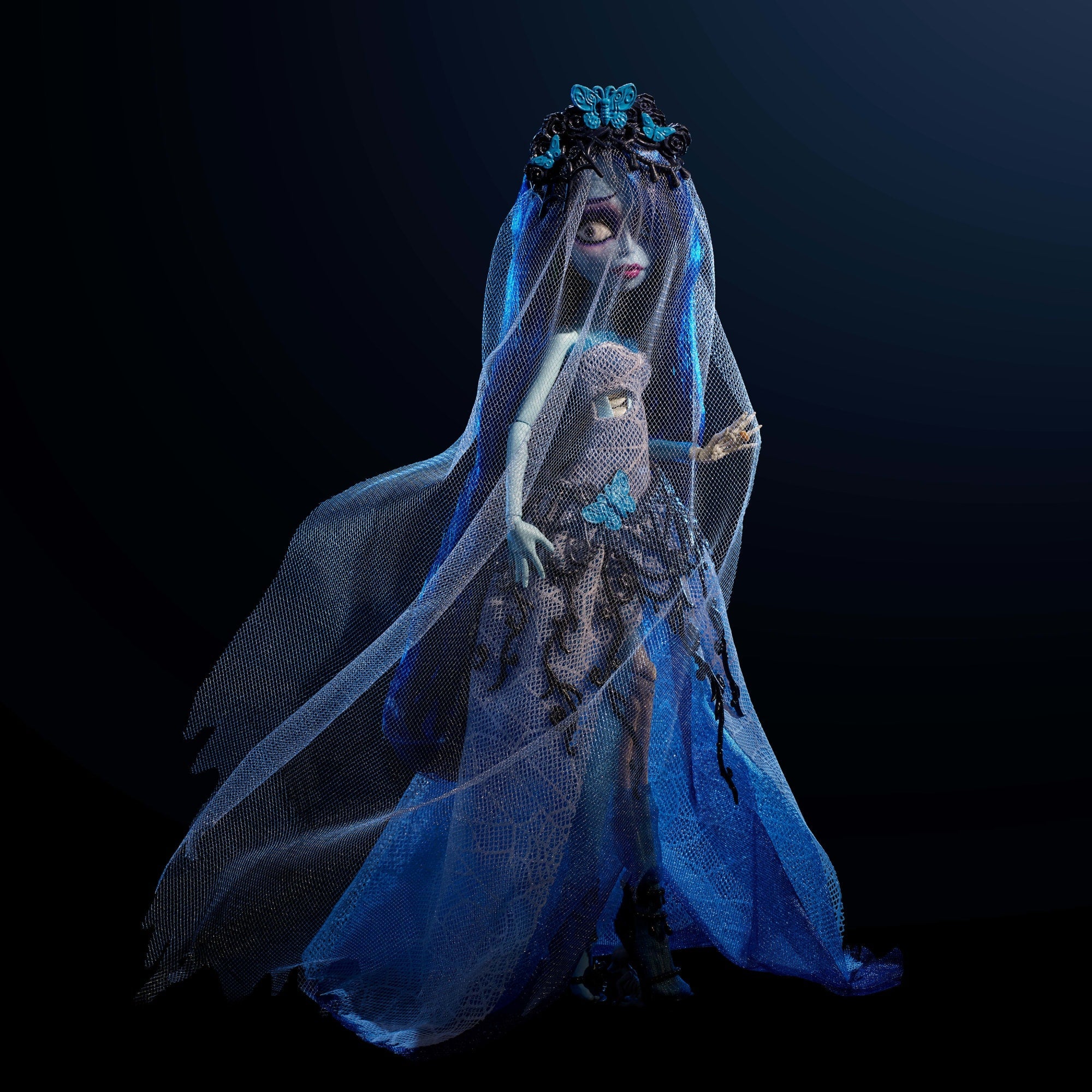 Monster High Skullector Corpse Bride Collectible Doll, Emily in Gothic Wedding Dress With Veil