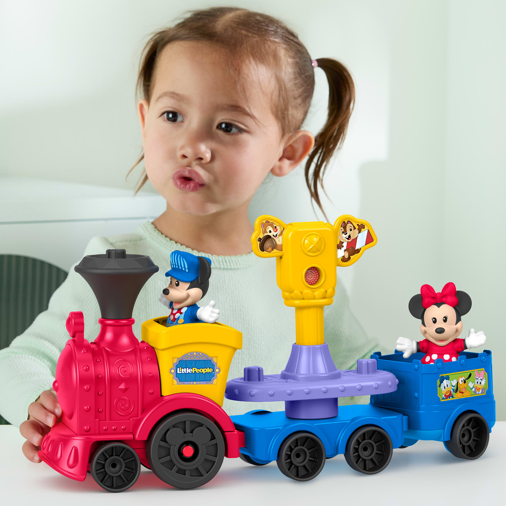 Fisher-Price Le Train Musical de Mickey et Minnie Little People®