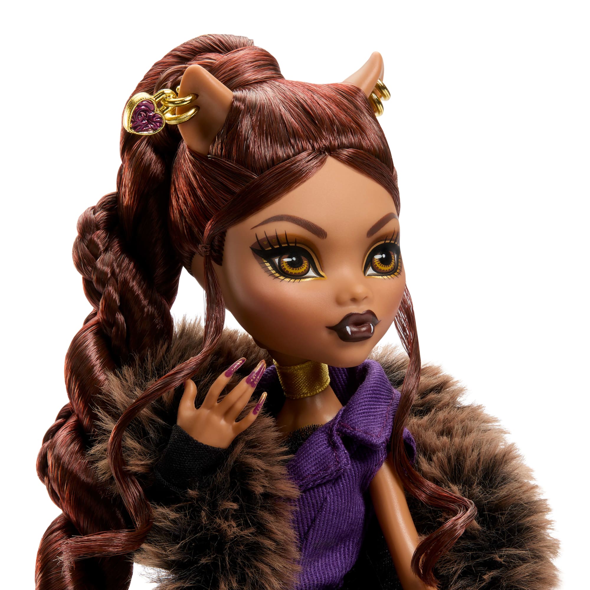 Monster High Clawdeen Wolf House Of Wolf Doll in High Fashion Coat With Premium Accessories