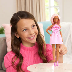 Barbie® Poupée Barbie Fashionistas Robe Sans Bretelle Rose