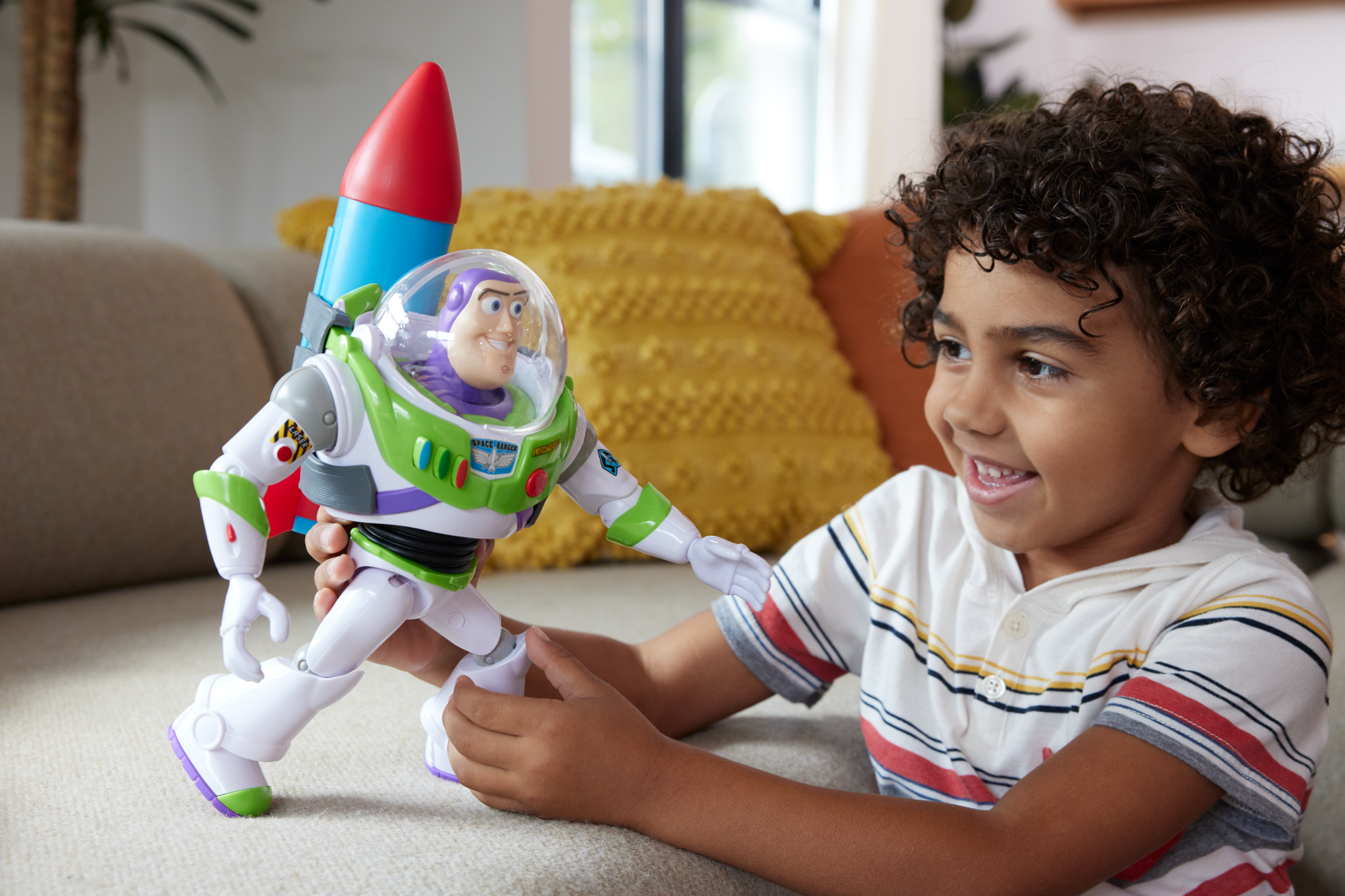 Disney Pixar Toy Story Figura de Ação Buzz com Foguete 12