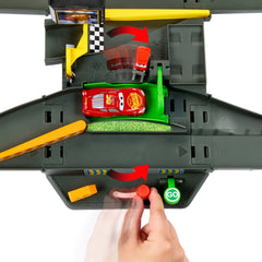 Disney · Pixar Cars-Circuit Course Piston Cup-Avec Voiture 1/55