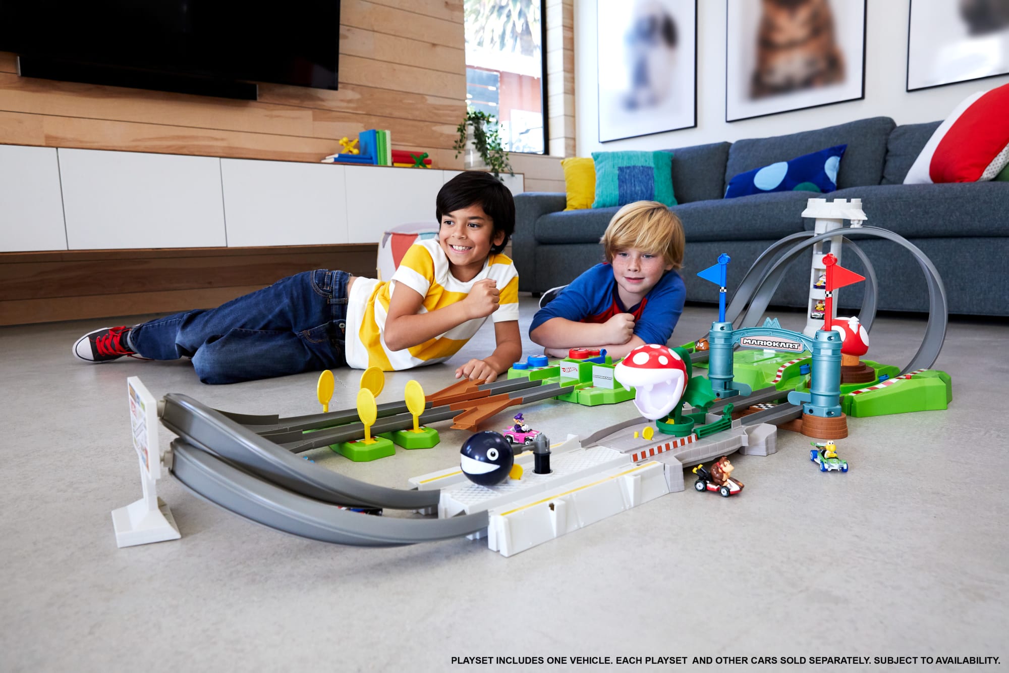 Hot Wheels Mario Kart Circuit Track Set