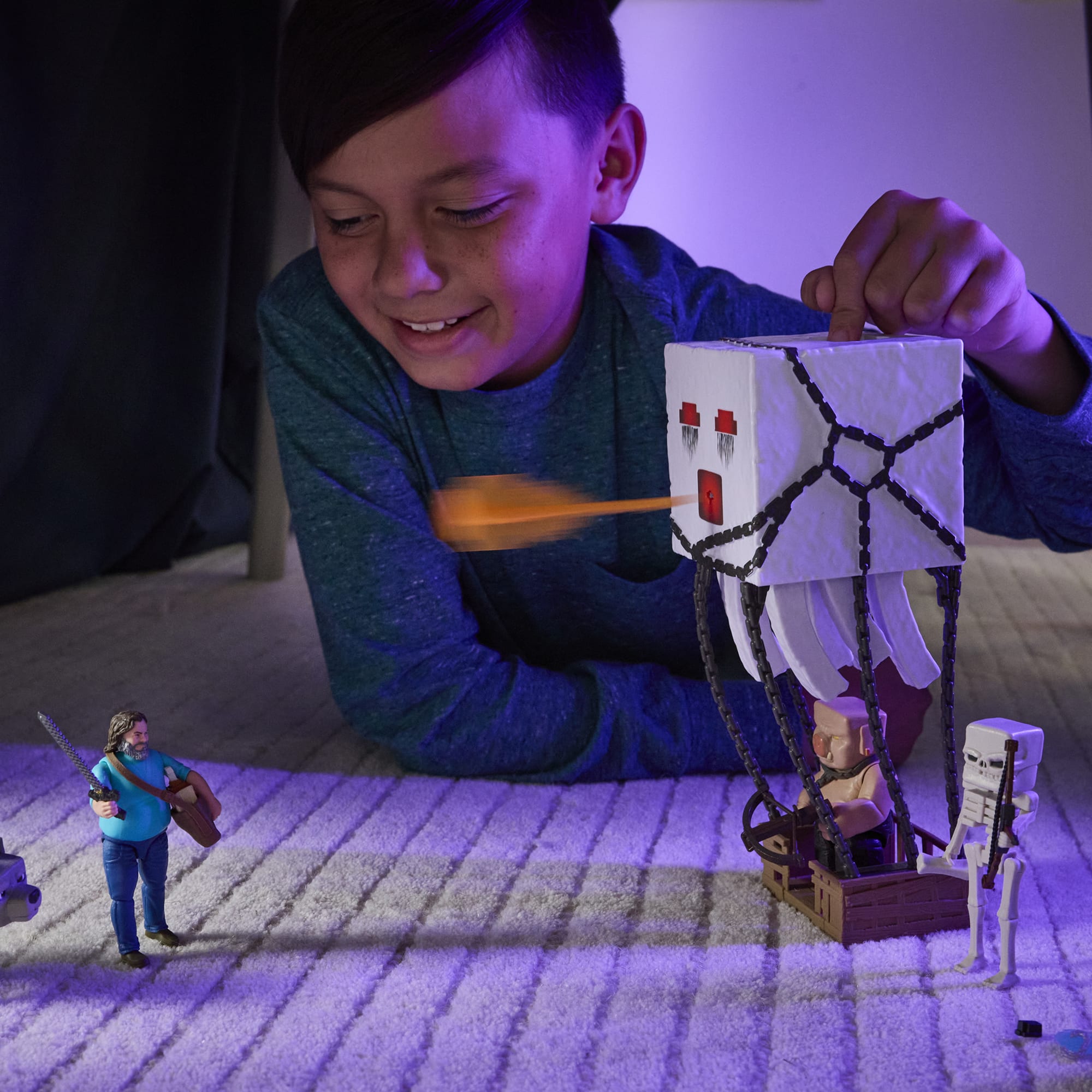 Minecraft – Coffret Figurines Artic. – Ghast Attaque de Boules de Feu