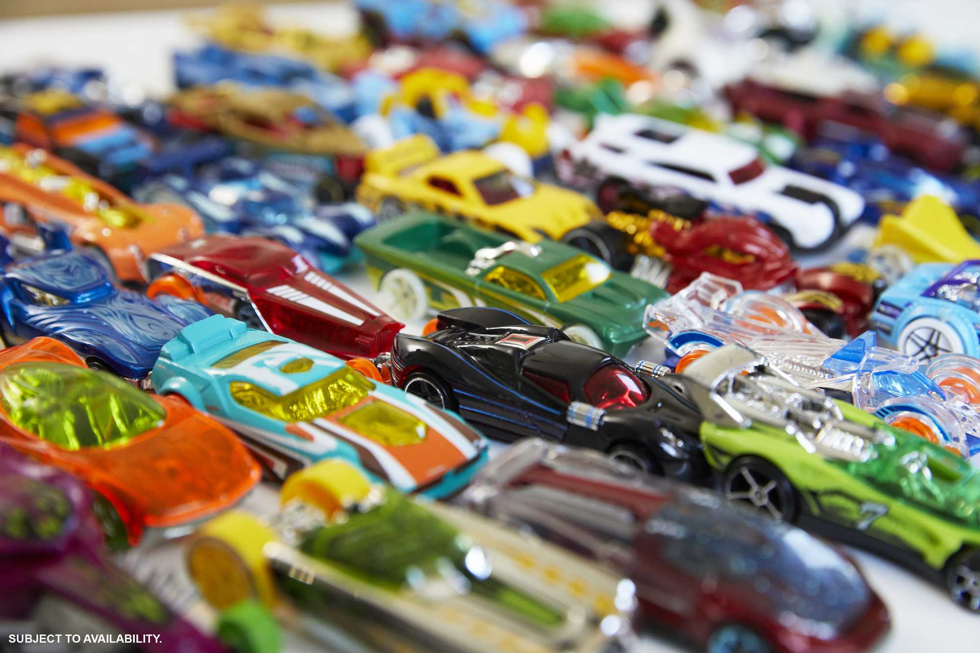 Hot Wheels Diecast Vehículo de Juguete Paquete Sorpresa de 20 Autos